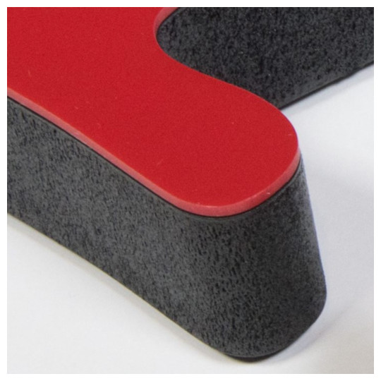 Close-up images of our gatorfoam letters with plexiglass laminate